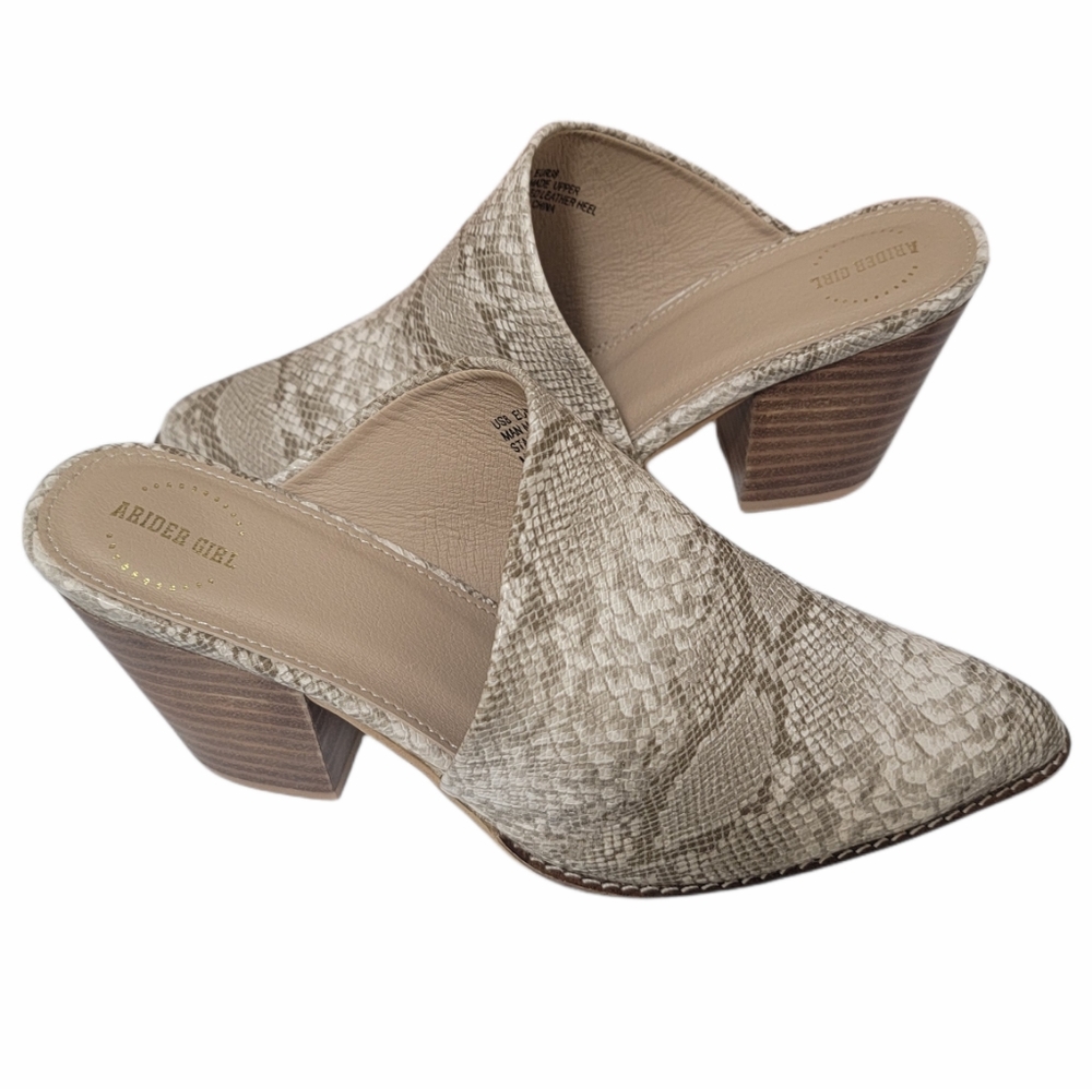 NWOT ARIDER GIRL PATTY SNAKE MULES SZ 8